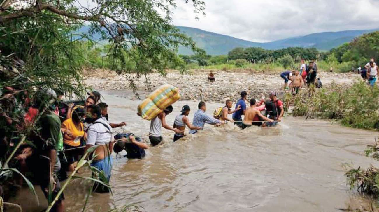 EE.UU. espera un flujo de miles de migrantes