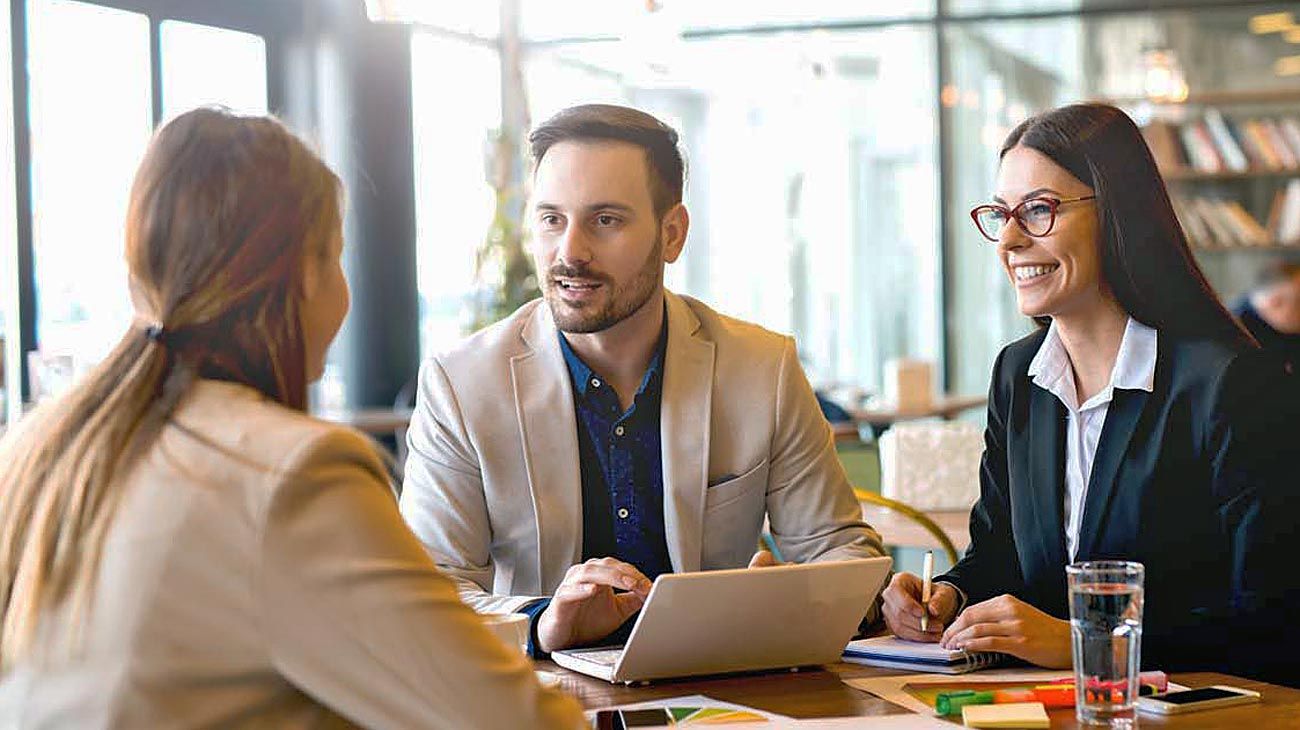 Empleo: mujeres piden 20% menos de sueldo que varones