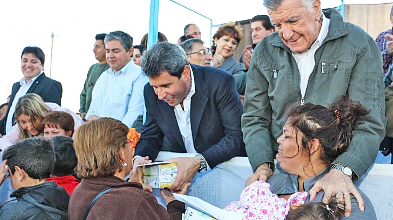 El asistencialismo no garantiza votos