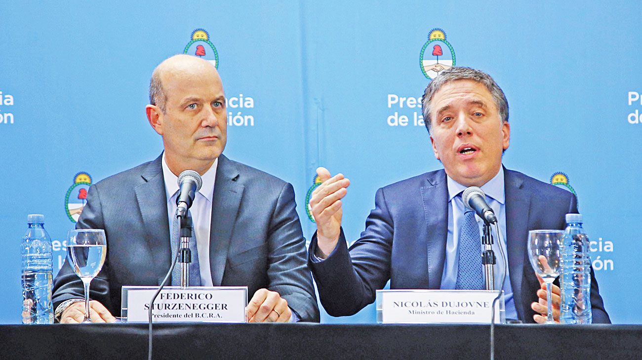 La historia detrás de los acuerdos con el FMI