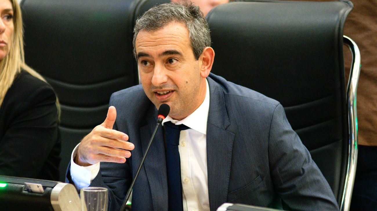 El intendente de Rosario pidió la intervención de las Fuerzas Armadas por la crisis del narcotráfico