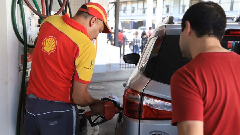 Se espera un aumento del 1,7% los combustibles en las próximas horas