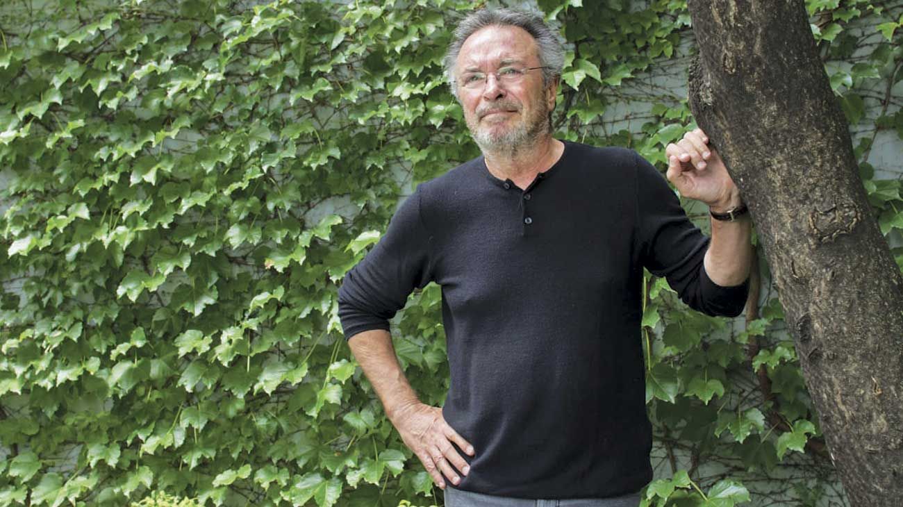“El arte te ayuda a soportar el mundo y también a entenderlo”