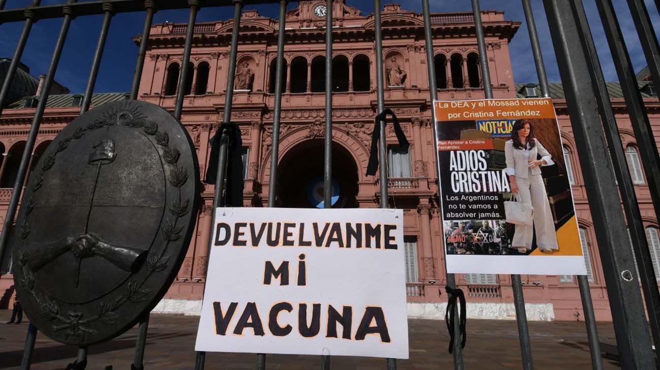 FOTOS | El Ojo de Perfil: La oposición se manifestó contra el gobierno