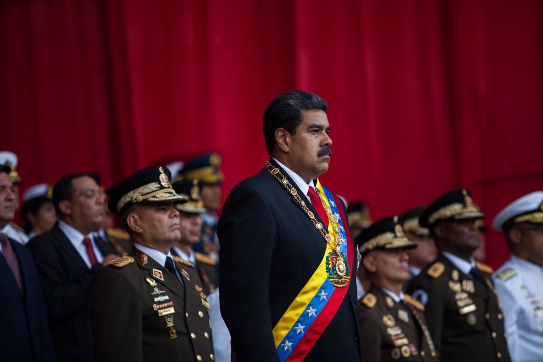 EE.UU. considera límites a procesamiento de pagos en Venezuela