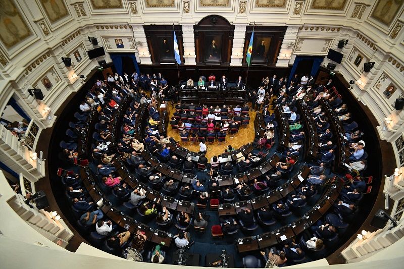 Primera ruptura libertaria: se partió en dos el bloque de la Legislatura bonaerense