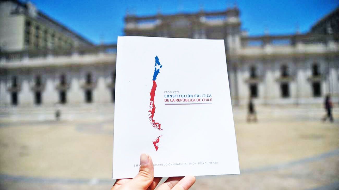 Por qué los chilenos rechazamos una Constitución democrática