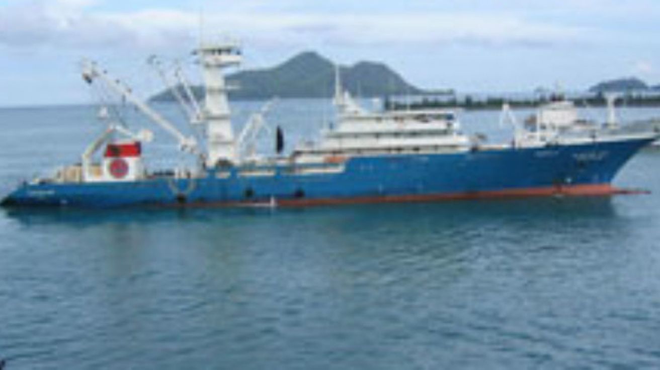 La mitad de los barcos de pesca ilegal del mundo operan en África