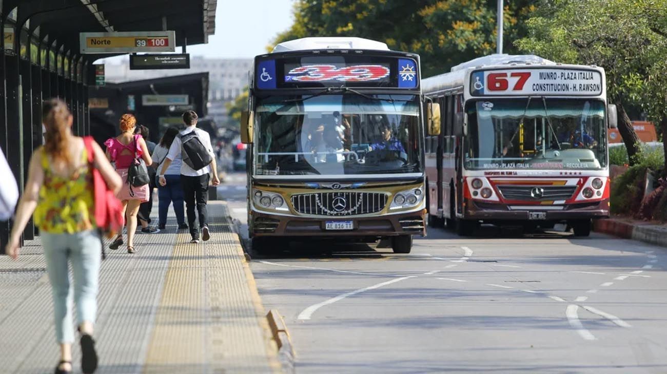Empresarios de transporte aseguran que las tarifas de colectivo “tendrían que incrementarse al menos cuatro veces”