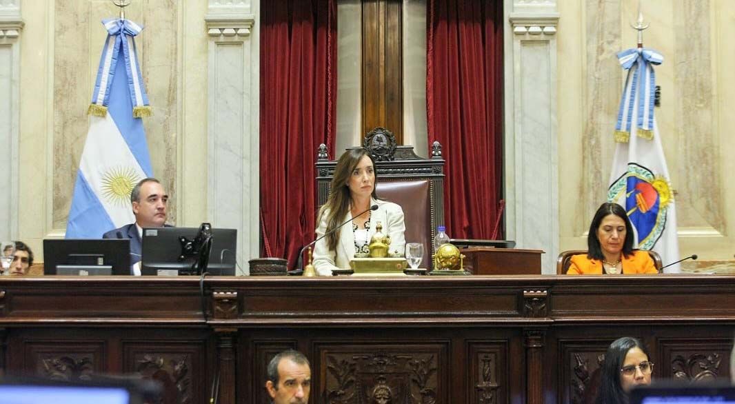 Victoria Villarruel, con estilo propio: ataja enojos y construye vínculos