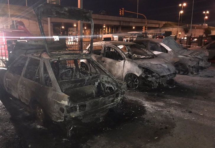 ¿Volvieron los quemacoches? cuatro autos incendiados en el Posadas
