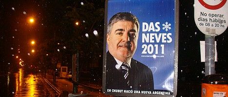 Das Neves ya tenía preparados los carteles