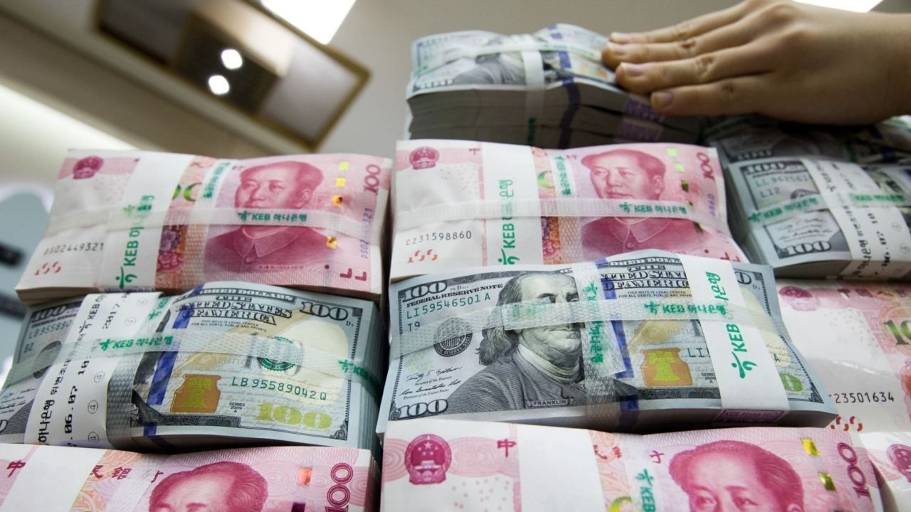 Mercados: cómo operó el dólar y otras monedas internacionales, después del “lunes negro”
