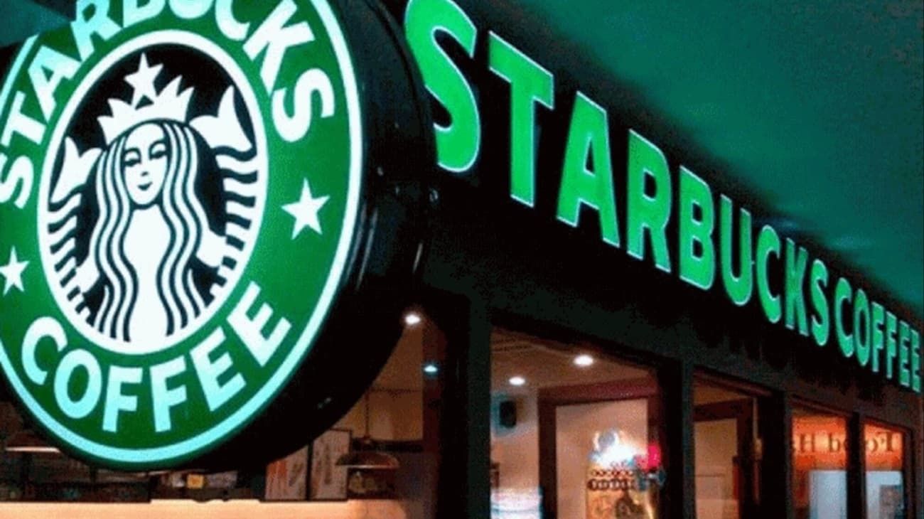 Starbucks camino a racha récord de pérdidas: preocupan las ventas