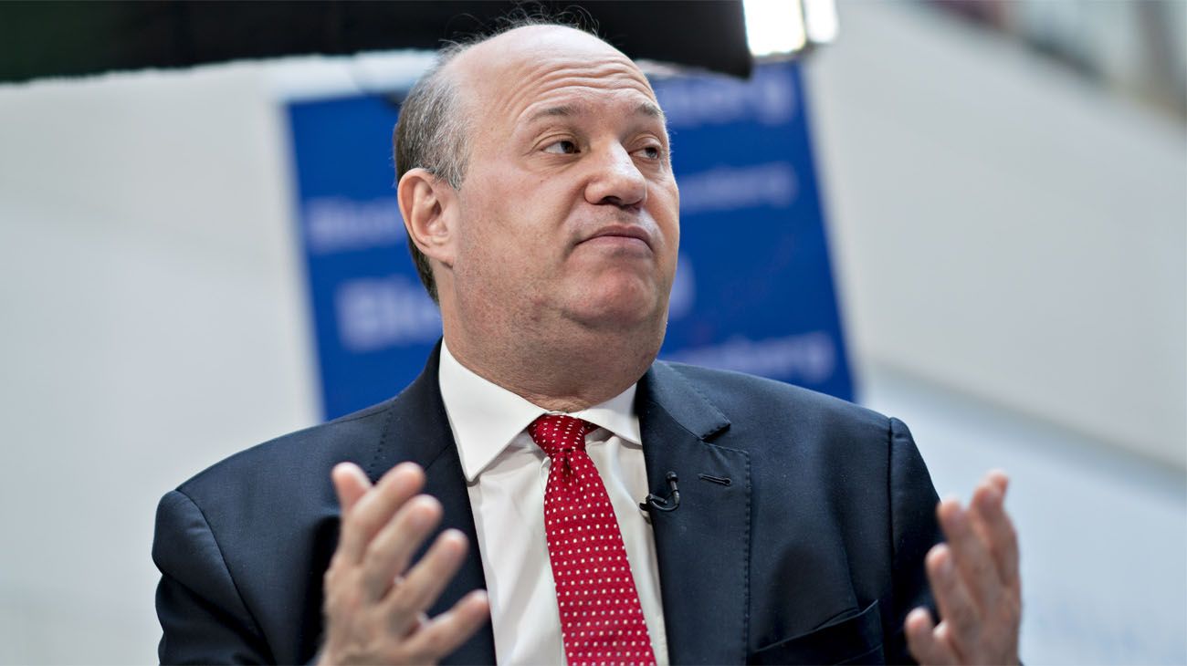 Mejor que jefe de Banco Central de Brasil deje el cargo: D. Moss