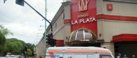 Se derrumbó parte del Bingo de La Plata