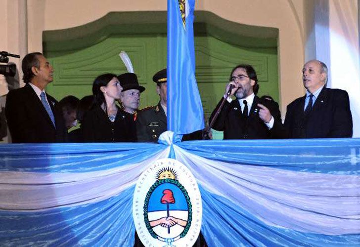 Hubo silbidos cuando Jorge Coscia mencionó a la Presidenta en un acto