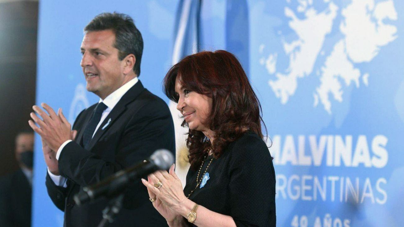 Jorge Asís: "La Doctora conmueve mientras avala el ajuste del Profesional"
