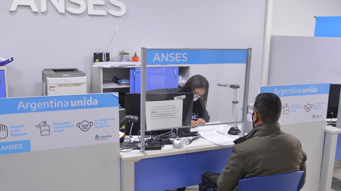 Segmentación de tarifas: cómo pedir turno en ANSES para hacer el trámite presencial
