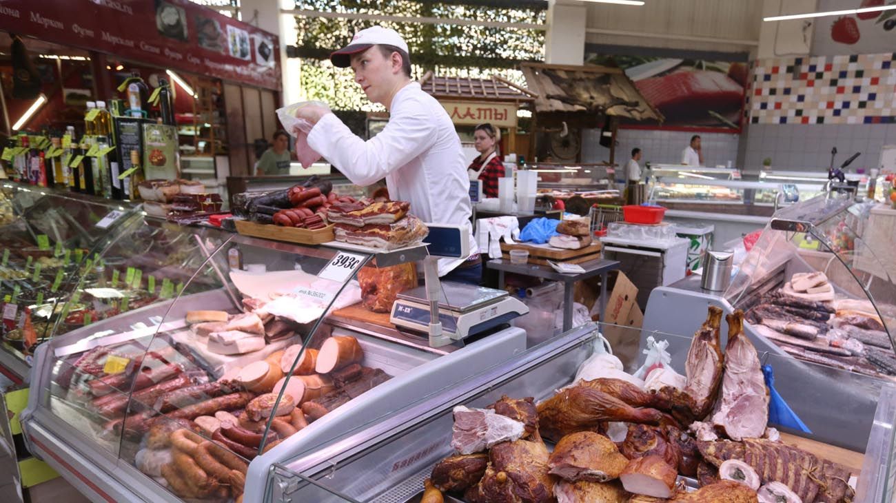Leve caída del precio de los alimentos a nivel mundial podría traer alivio a los compradores