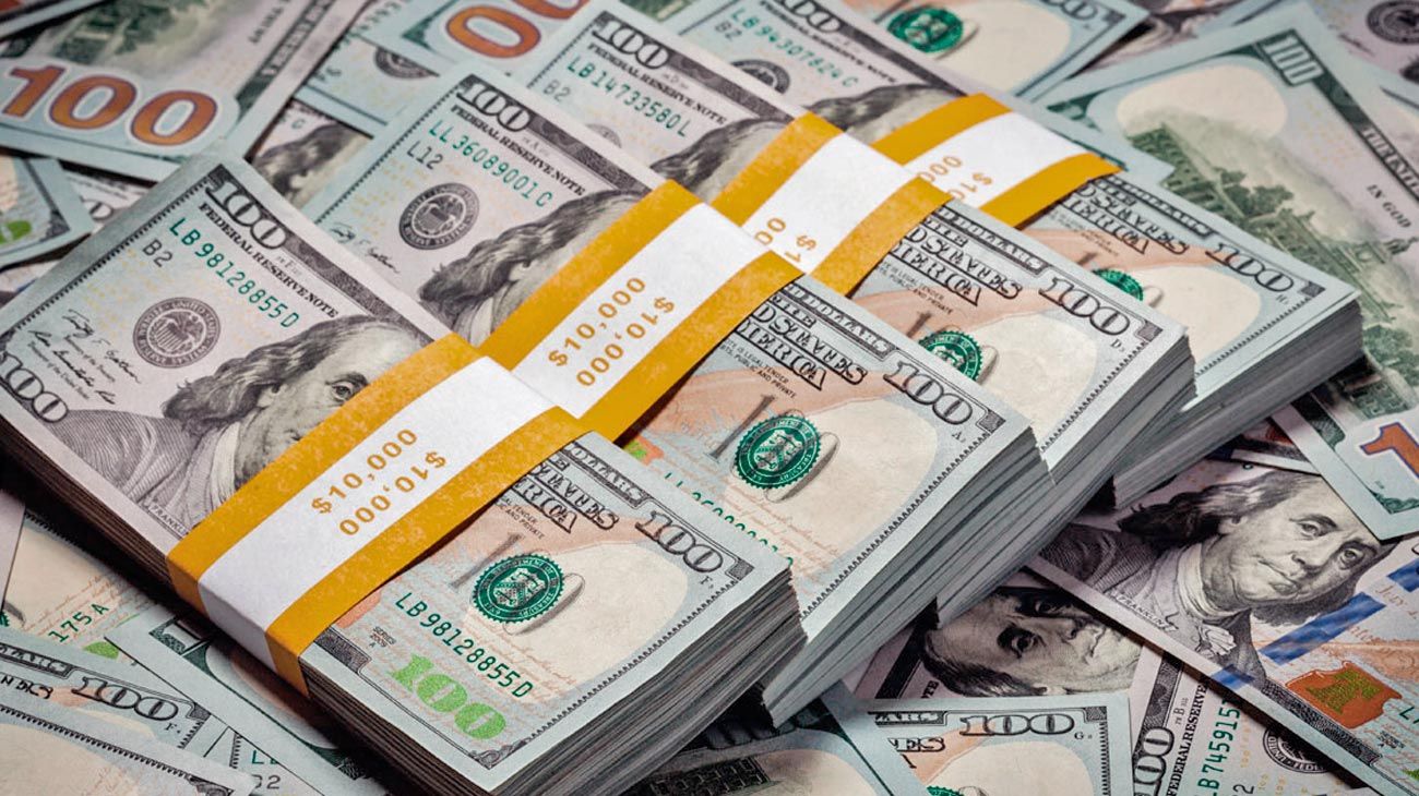 Los ahorristas compraron US$ 4.310 millones en 45 días
