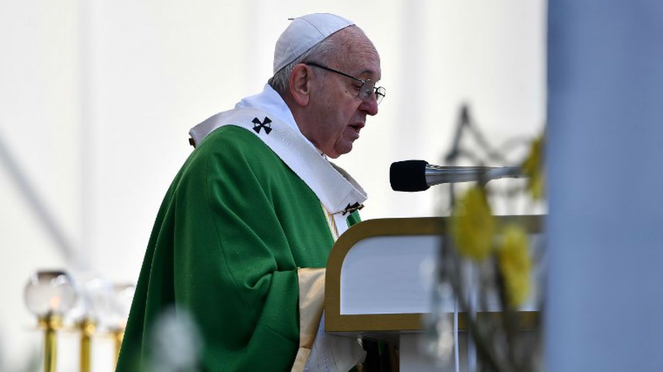 Francisco dio misa en Lituania y recordó a víctimas del Gueto de Vilna