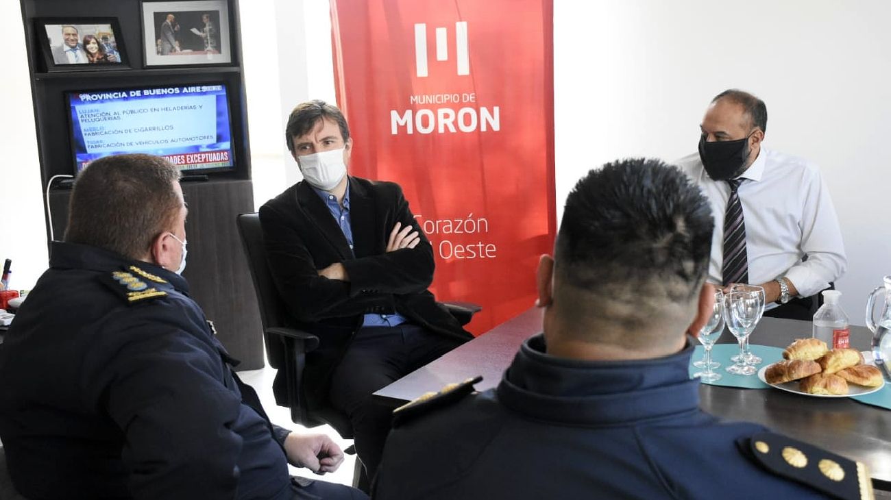 El intendente de Morón Lucas Ghi fue aislado luego de que su padre contrajera coronavirus