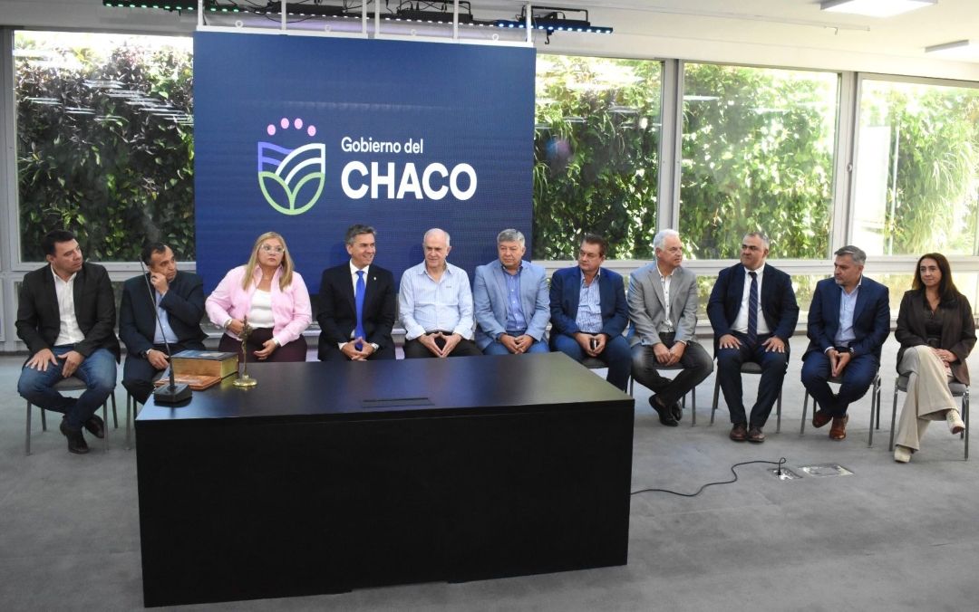 Juraron Peche, Ferro y Meiriño: Zdero reordena el gabinete en medio de la caída de su imagen