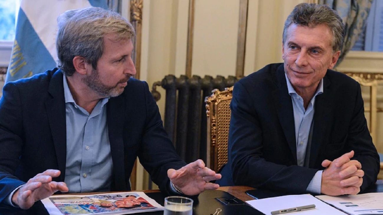 "Confío en Rogelio" dijo Macri, al defender a Frigerio del ataque de Carrió