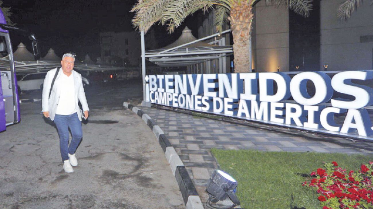Chiqui Tapia, entre la indiferencia de Alberto y un posible cruce protocolar con Macri