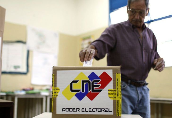 Cerca del 80% de los centros de votación están abiertos en Venezuela