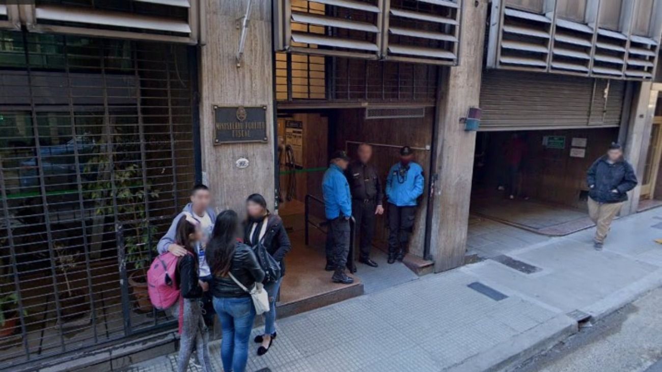 Una fiscalía porteña fue desalojada por un posible caso de coronavirus