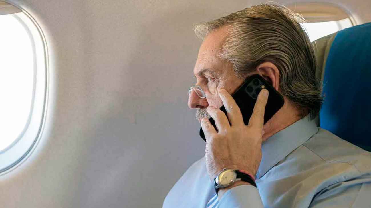 Alberto F avanzó en la compra de un avión oficial