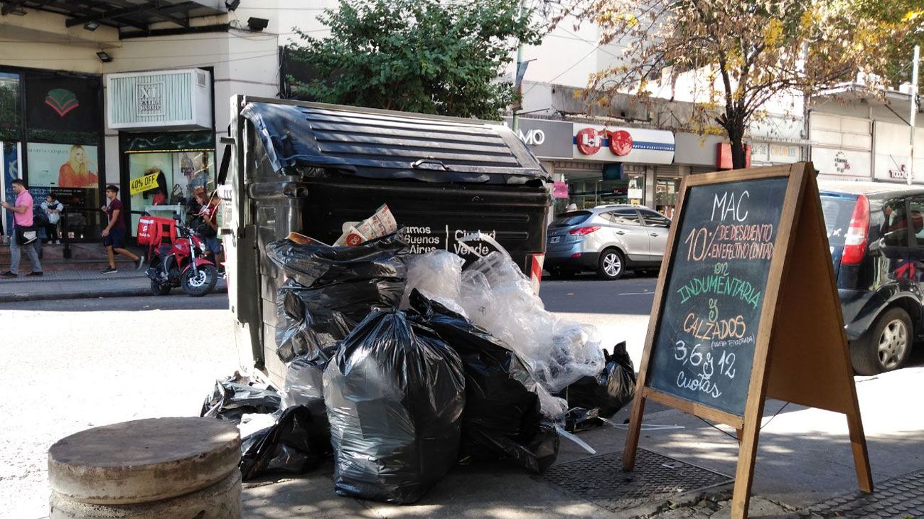 Por qué las esquinas de la Ciudad de Buenos Aires están repletas de basura