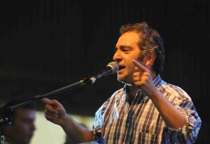 Larroque: "El candidato en 2015 del FpV reconocerá la conducción de Cristina"