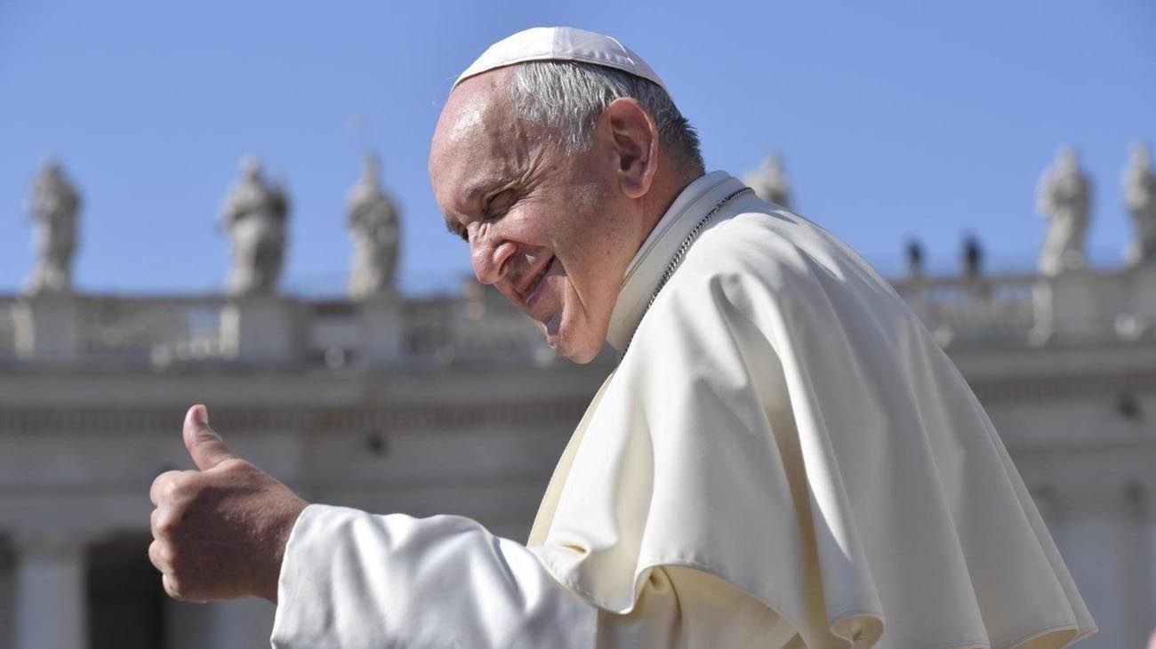 El papa Francisco celebró sus 85 años con refugiados y la "Prédica de Adviento"