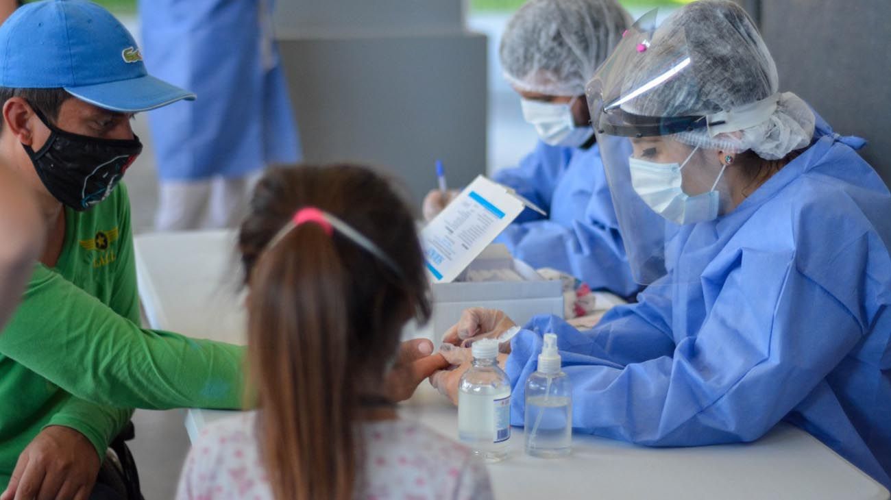 Covid: la Ciudad superó el pico de contagios de la primera ola