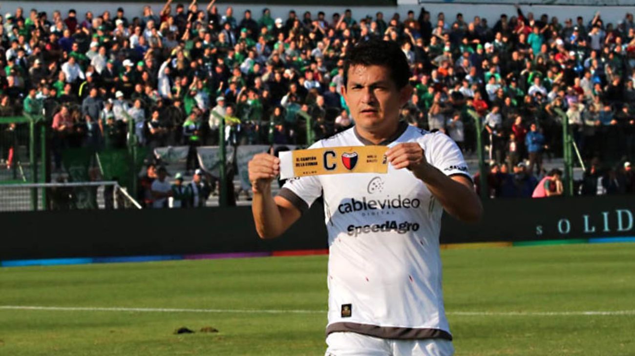 Colón sin paz: apriete al plantel, salidas de peso y lesiones
