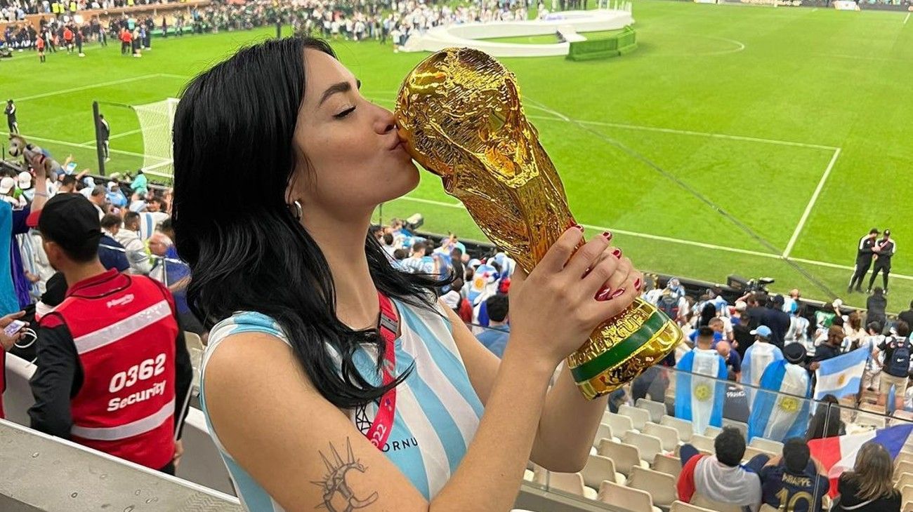 Lali Espósito le contestó al hincha argentino acusado de acosarla en Qatar