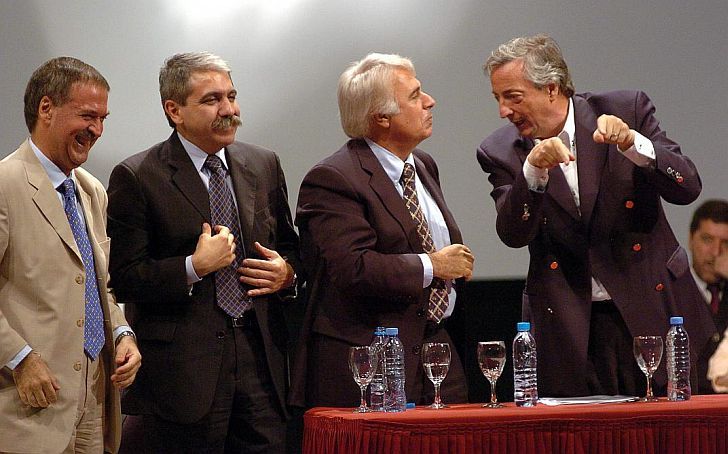 La fluctuante relación entre el peronismo cordobés y el nacional