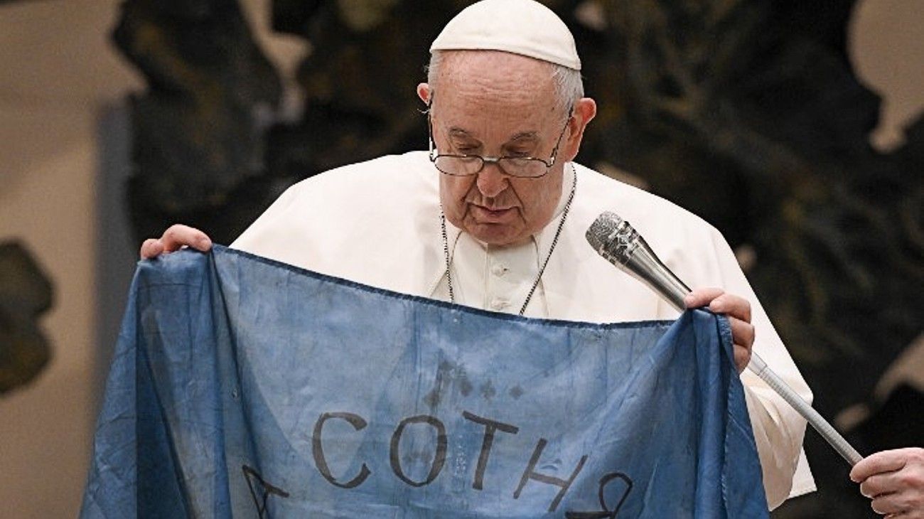 L'Osservatore Romano de esta semana: ¡Callen las armas!