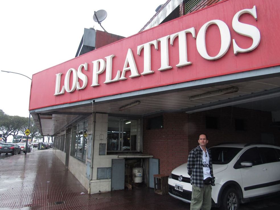"Los Platitos", restaurante tradicional de la Costanera, cerró sus puertas