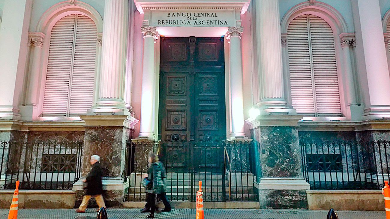 En lo que va del año, las reservas brutas cayeron en cerca de US$ 20.000 millones