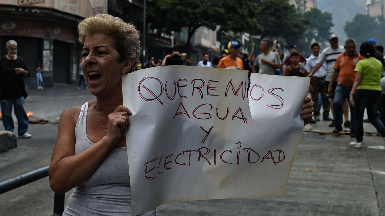 Argentina y otros 12 países acuerdan ayuda financiera para migrantes venezolanos