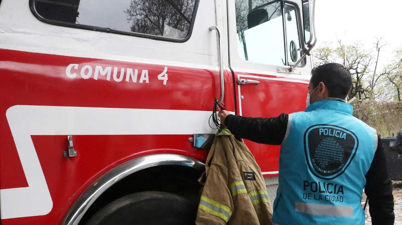 Detuvieron a cuatro integrantes de un falso cuartel de "Bomberos Voluntarios"