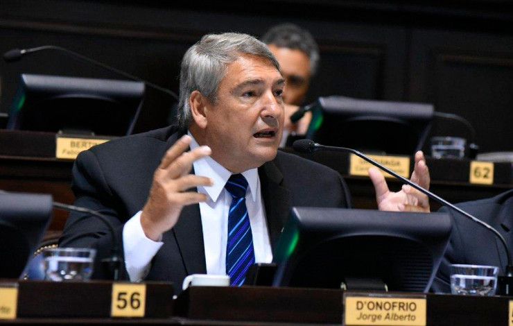 Jorge D'Onofrio: "Algunos candidatos para levantar la autoestima tendrían que hacer un asado con amigos"