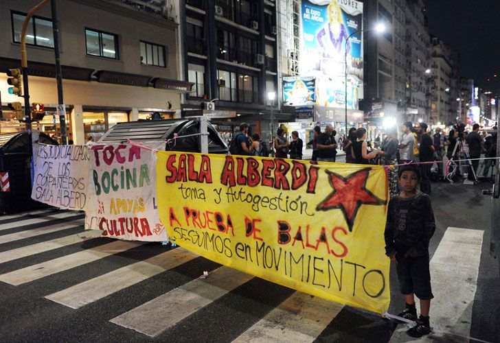 Más de 20 cortes en "defensa del espacio público" porteño