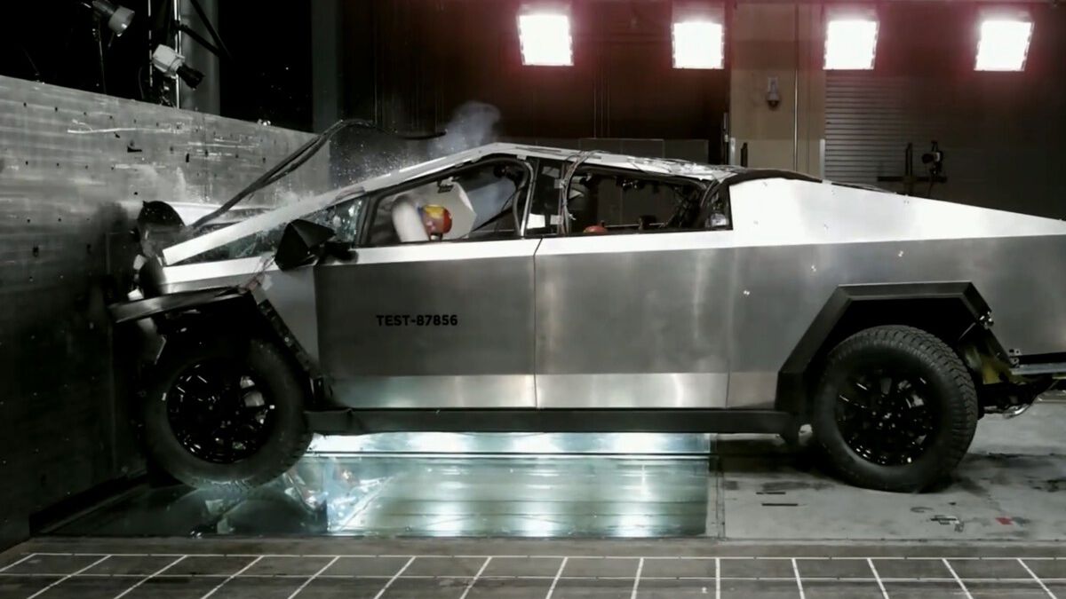 Señalan que el diseño de la pick-up de Tesla podría ser peligrosa para peatones