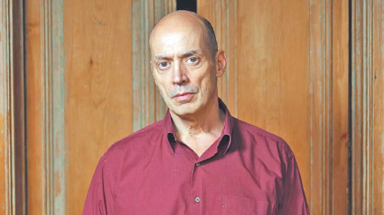 “El teatro es una máquina sagrada que sondea identidad”