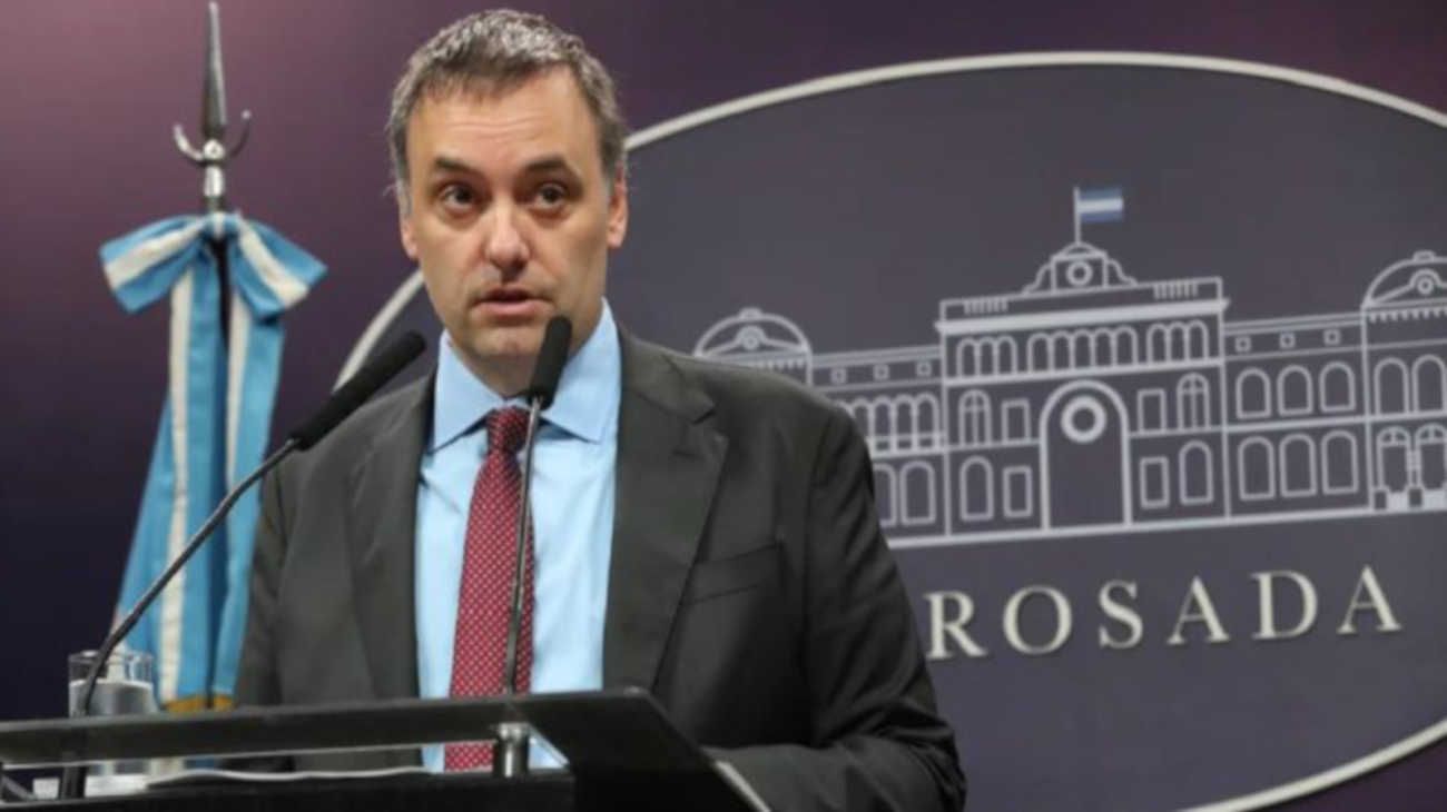 Caso Adorni: Cositorto finalmente fue un perejil